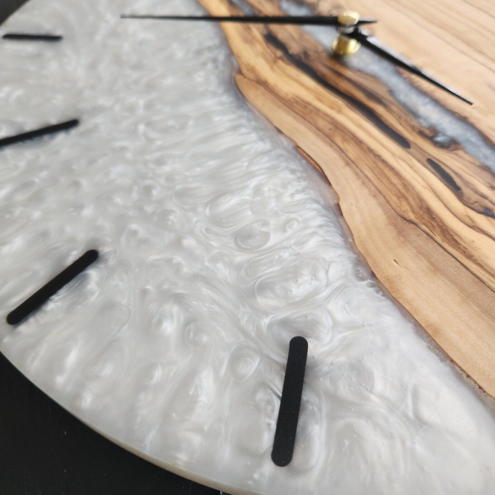White Pearl Timekeeper | Premium Handmade Wall Clocks Artdesigna®