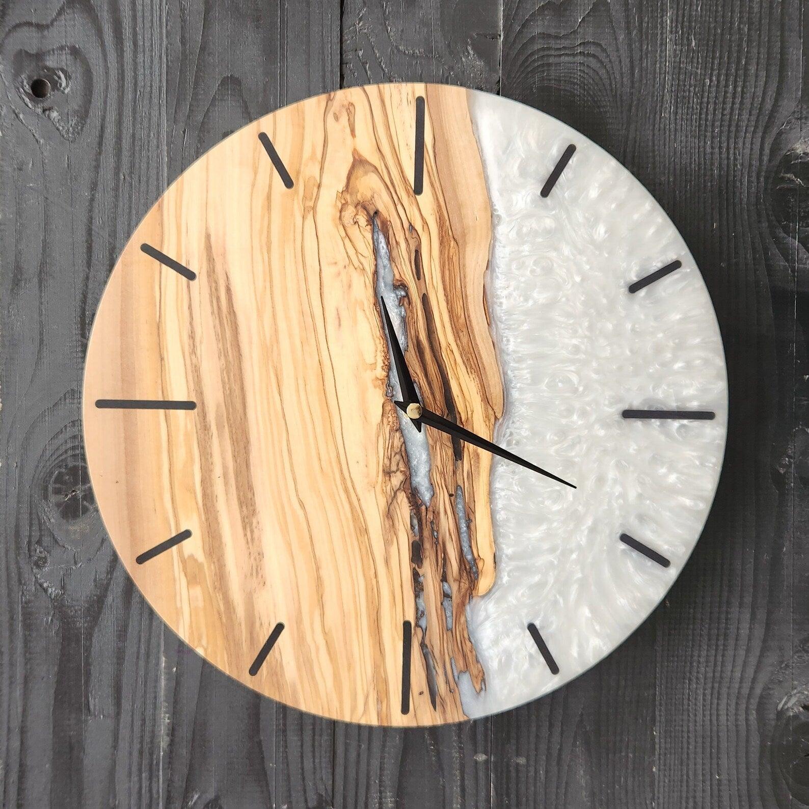 White Pearl Timekeeper | Premium Handmade Wall Clocks Artdesigna®