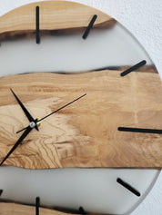 Silent Nature | Resin & Olive Wood Wall Clock